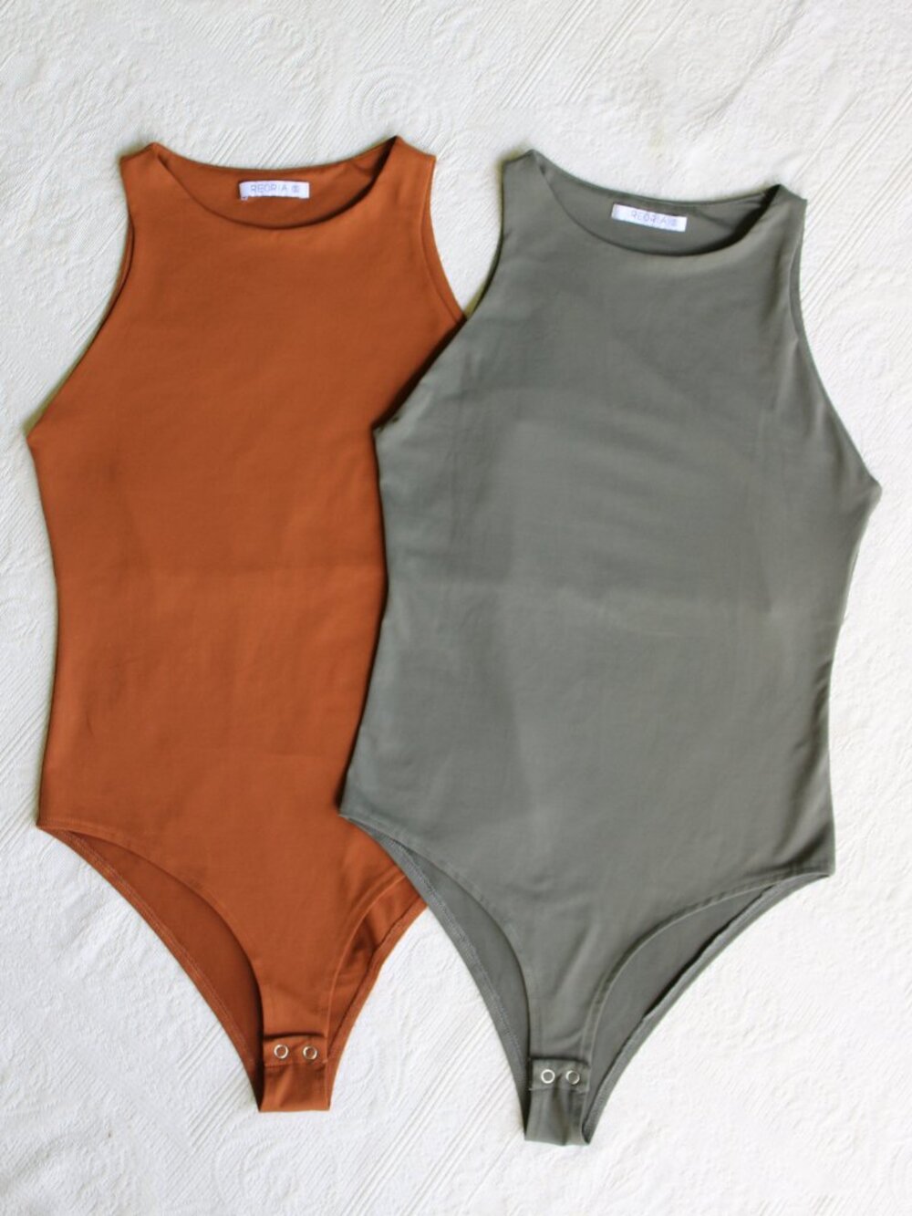 REORIA 2 Basic Sleeveless Racer Back Halter Neck Bodysuits Tank Top brown green